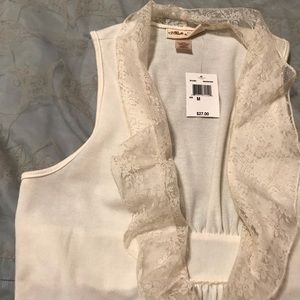 NWT* Sleeveless Shrug with Lace Lining
